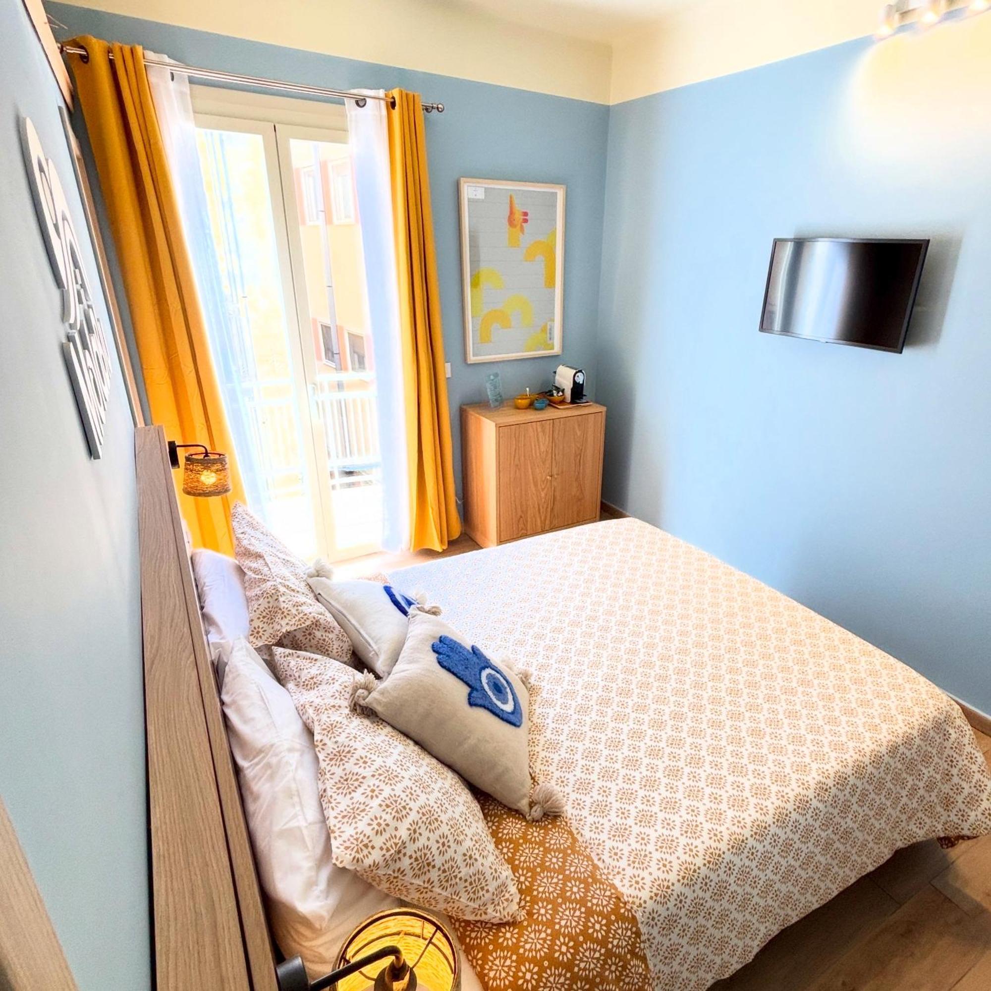 Bed and Breakfast Molablu Mola di Bari Esterno foto